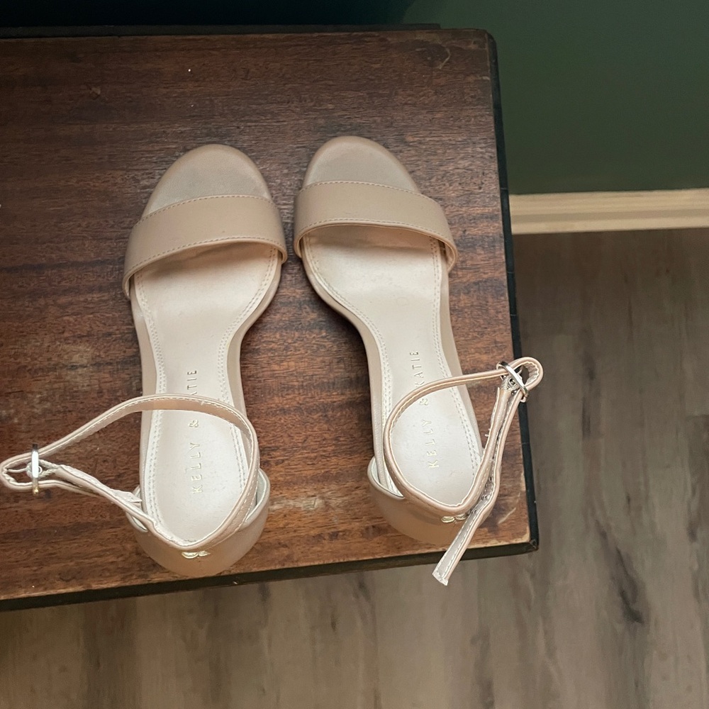 Perfect Wedding Heels - Picture 2 of 5
